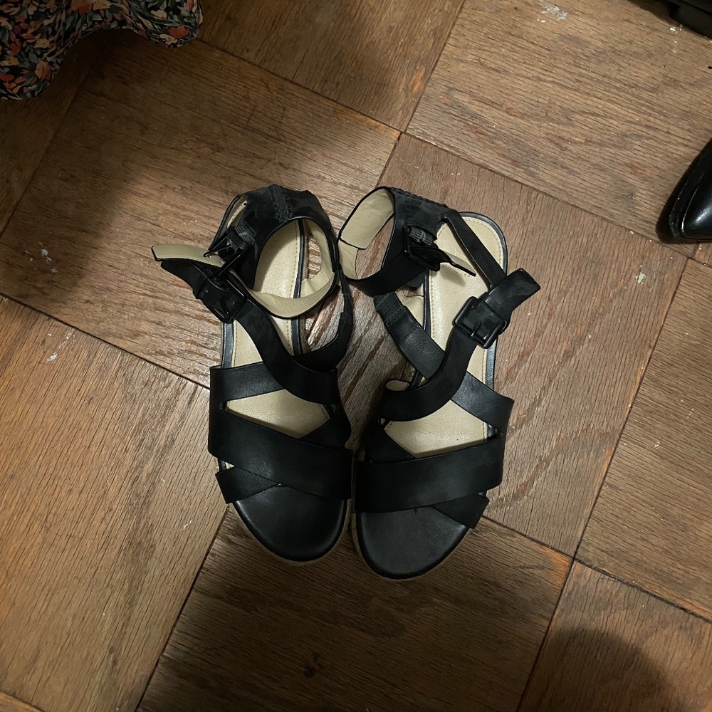 Marc Fisher Sandals